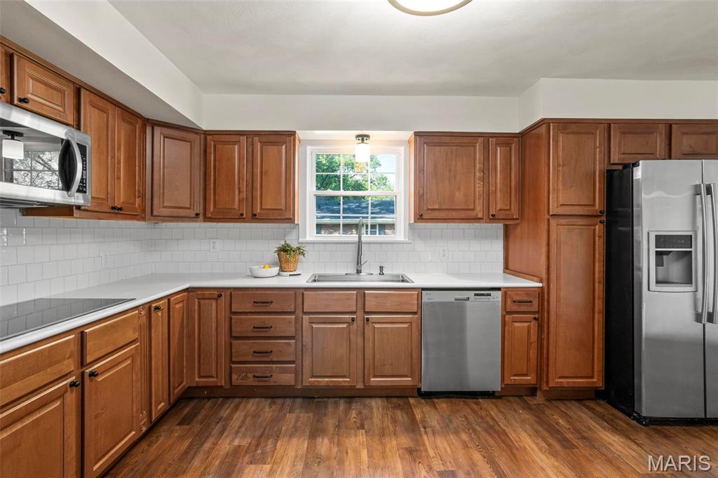 404 Matthew Drive O'Fallon, IL 62269 - Photo 3 of 24