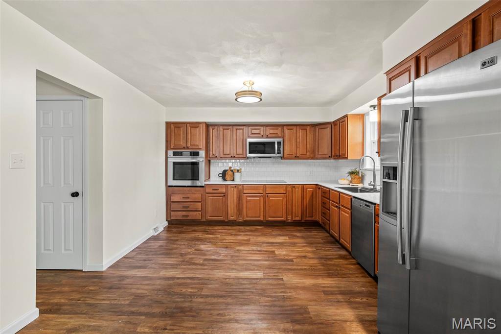 404 Matthew Drive O'Fallon, IL 62269 - Photo 5 of 24