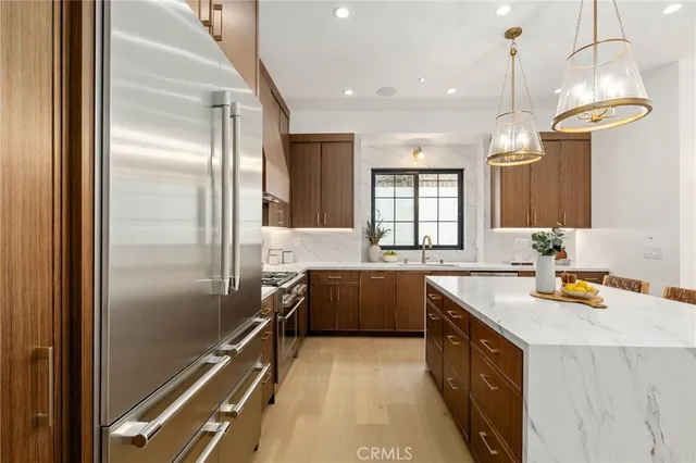 $3,999,999 | 1612 Magnolia Avenue, Manhattan Beach, CA 90266