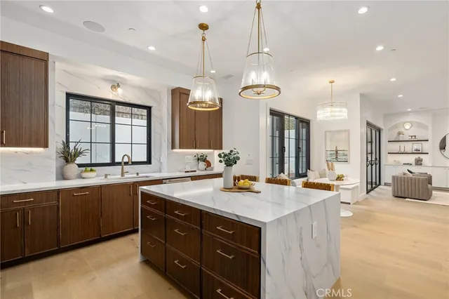 $3,999,999 | 1612 Magnolia Avenue, Manhattan Beach, CA 90266