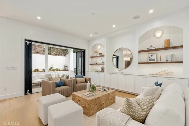 $3,999,999 | 1612 Magnolia Avenue, Manhattan Beach, CA 90266