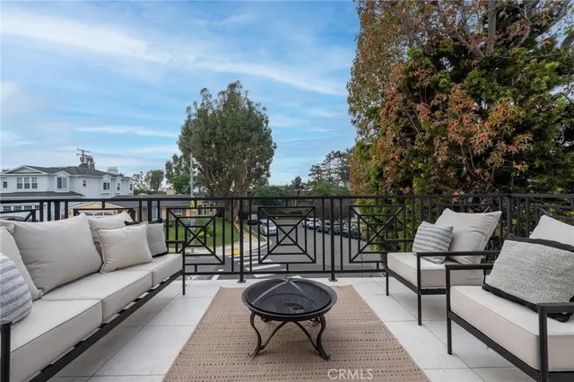 $3,999,999 | 1612 Magnolia Avenue, Manhattan Beach, CA 90266