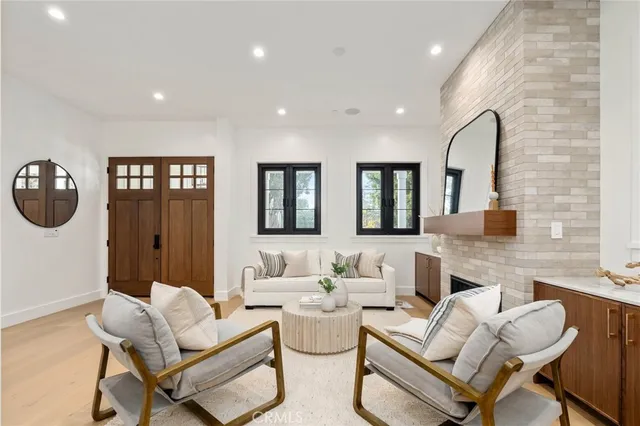 $3,999,999 | 1612 Magnolia Avenue, Manhattan Beach, CA 90266