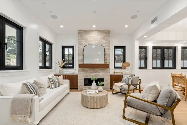 $3,999,999 | 1612 Magnolia Avenue, Manhattan Beach, CA 90266