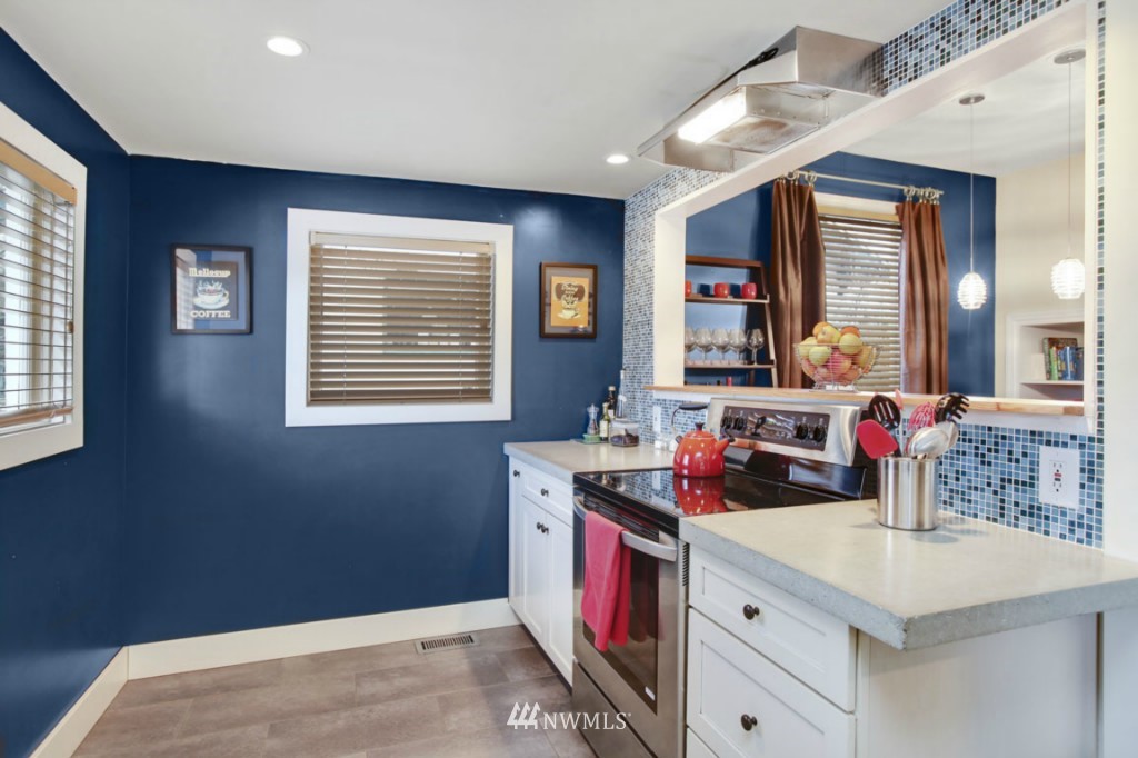 134 North 83rd Street Seattle, WA 98103 - Photo 4 of 15 Gallery Image 4