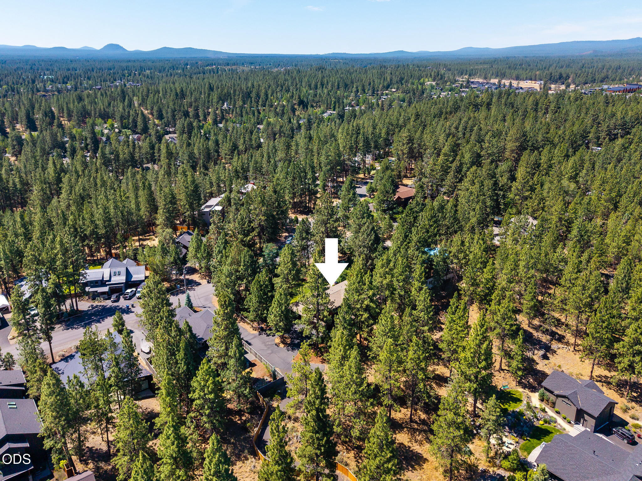 19528 East Campbell Road Bend, OR 97702 - Photo 44 of 46