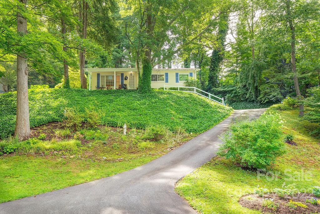 9 Maplewood Road Asheville, NC 28804 - Photo 1 of 26 Gallery Image 1