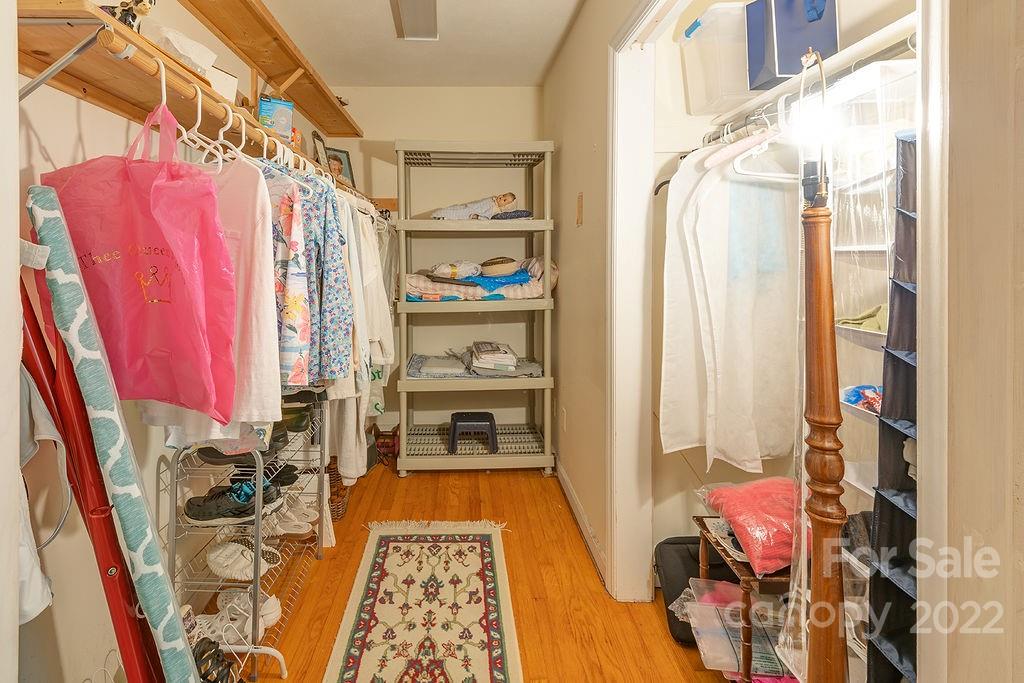 9 Maplewood Road Asheville, NC 28804 - Photo 15 of 26 Gallery Image 15