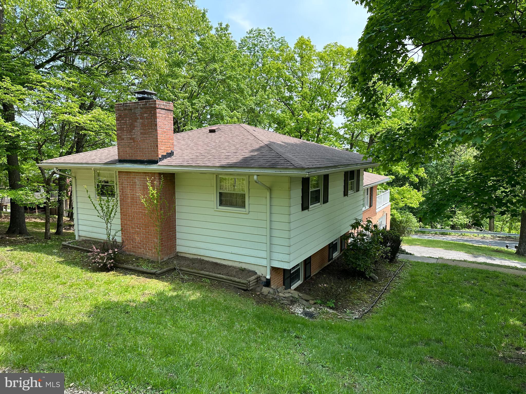1037 Braddock Road Cumberland, MD 21502 - Photo 38 of 42 Gallery Image 38