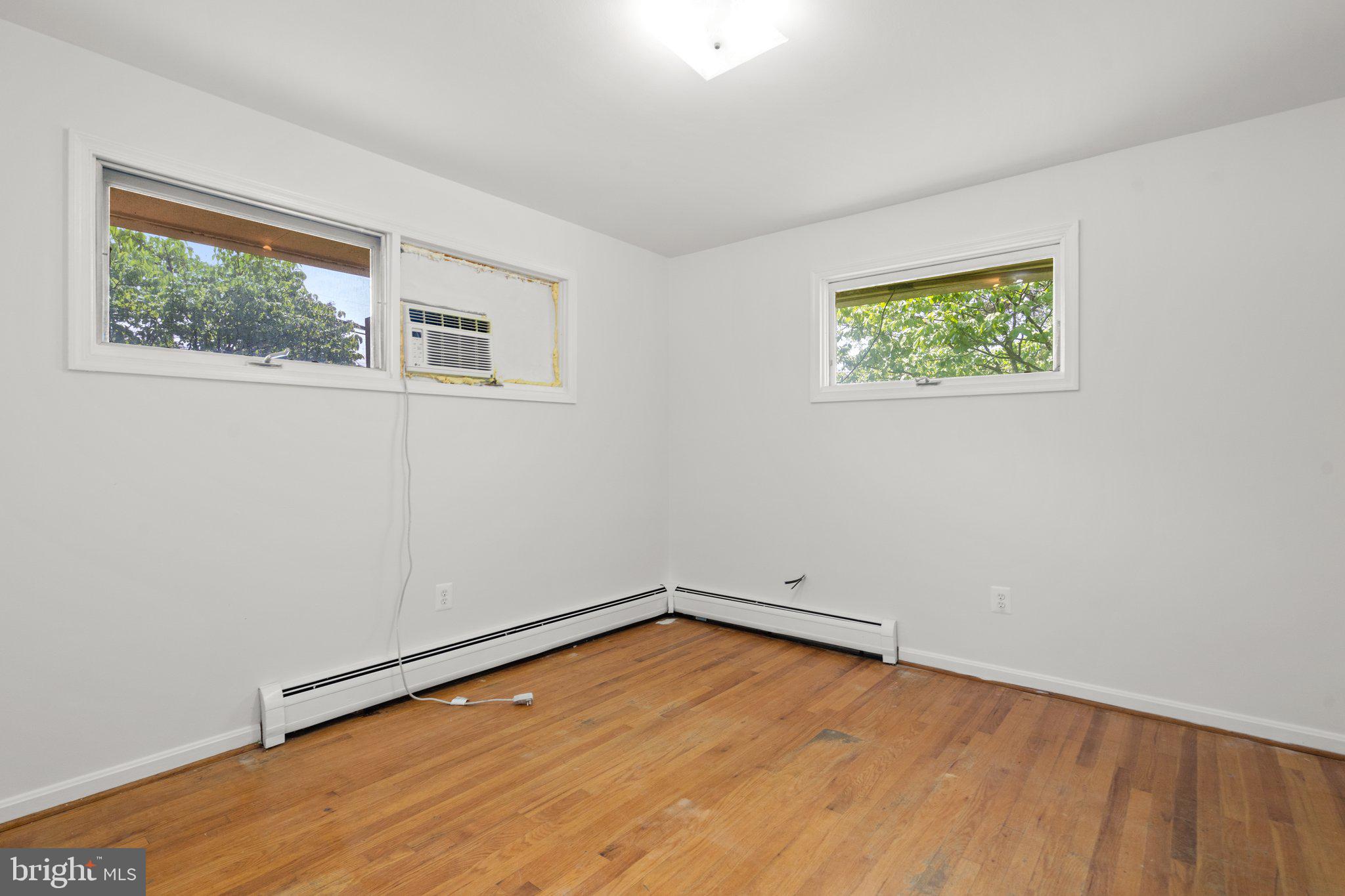 4302 Powder Mill Road Beltsville, MD 20705 - Photo 13 of 30 Primary Bedroom