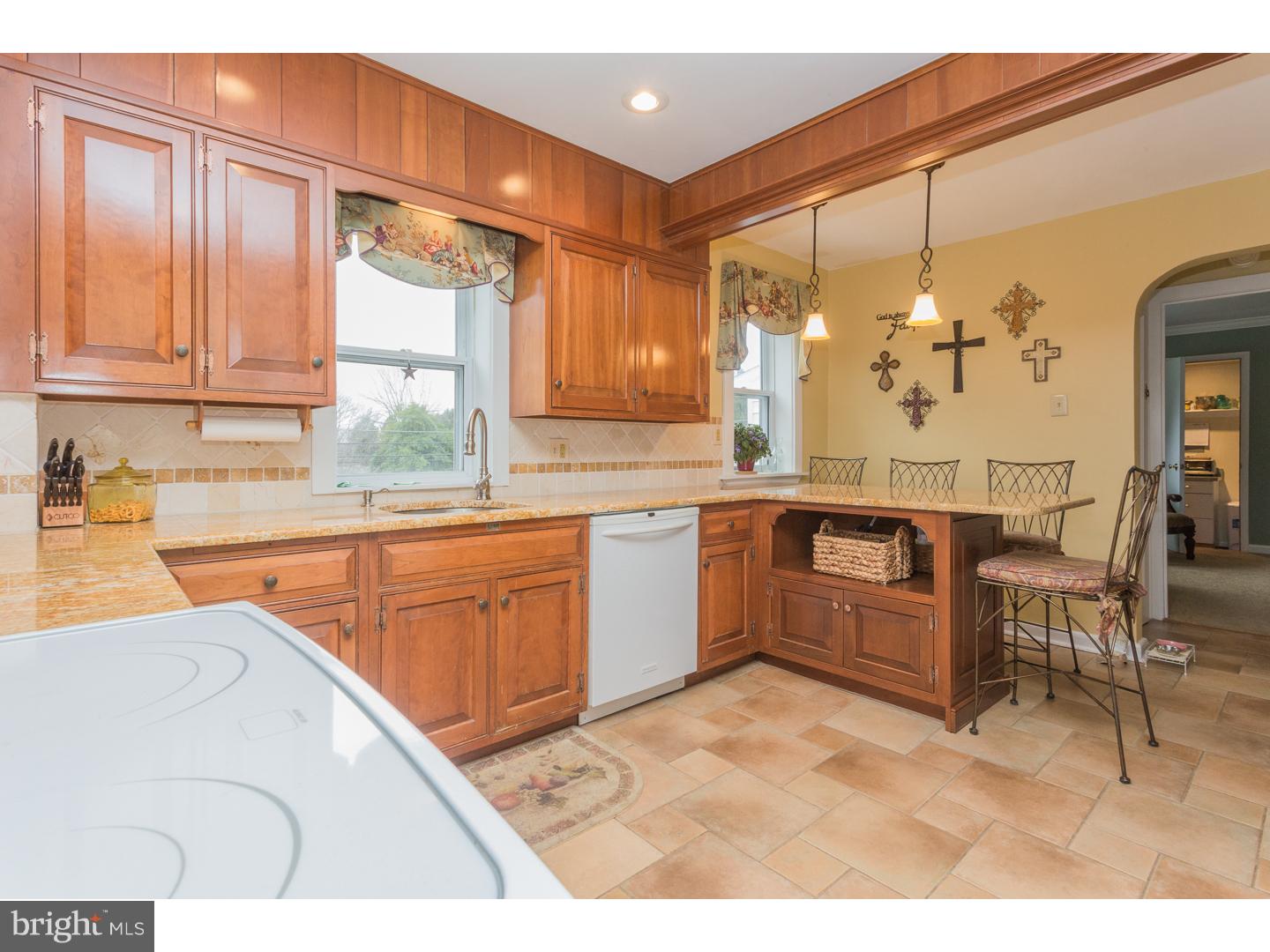 16 Ridge Road West Chester, PA 19382 - Photo 3 of 25 Kitchen
