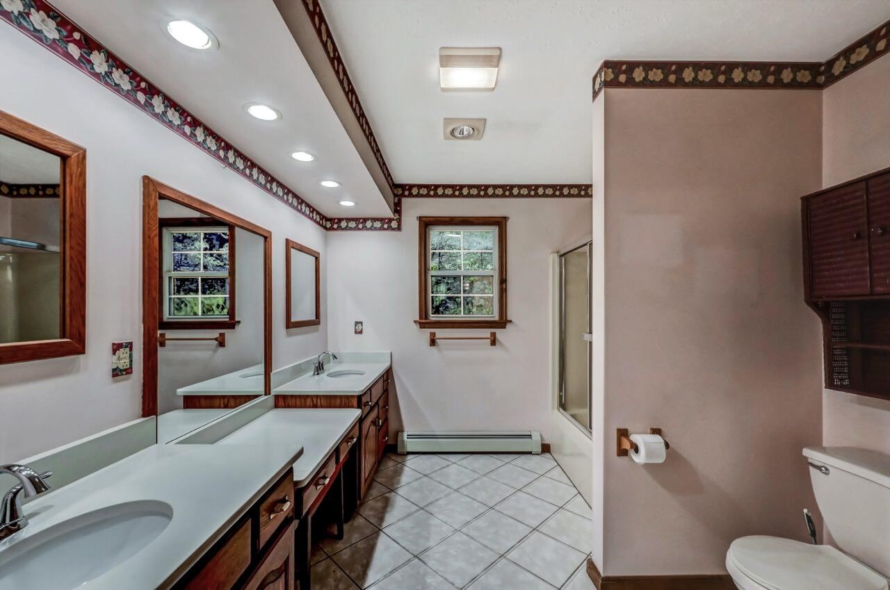 148 Potato Path Road Kunkletown, PA 18058 - Photo 22 of 54 Main Full Bath