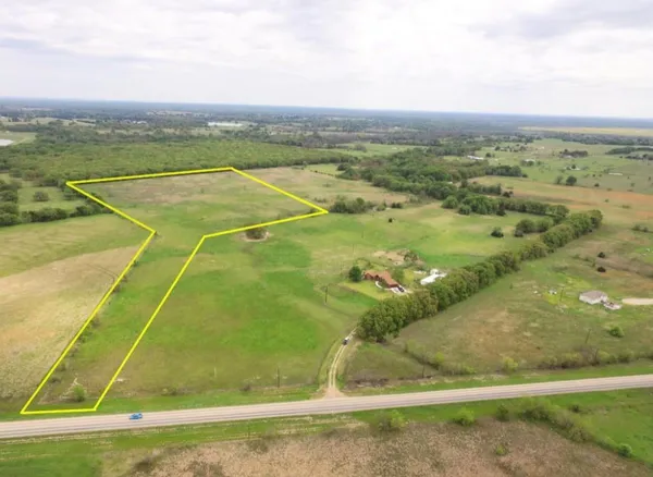 $980,000 | 12053 South 34th Highway, Scurry, TX 75158