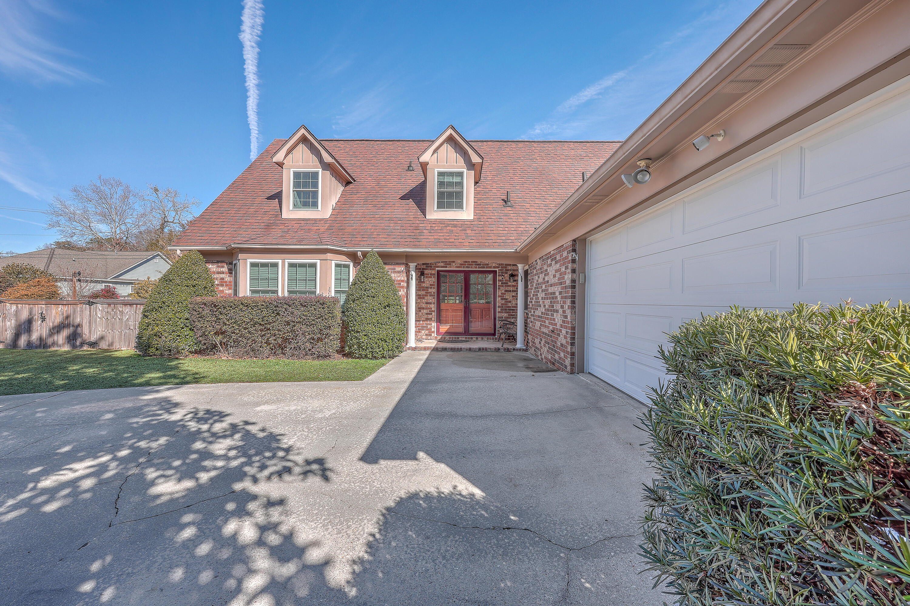 34 Hunters Forest Drive Charleston, SC 29414 - Photo 2 of 31 ZYN_6166_67_68_69_70_71_72