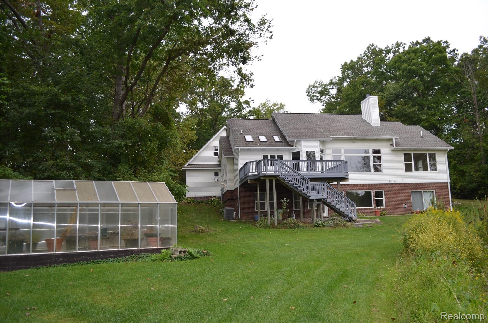 5036 Bullard Road Fenton, MI 48430 - Photo 49 of 62 DSC_0013.JPG
