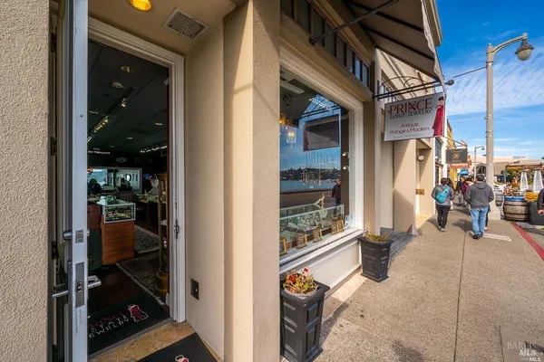 $5,995,000 | 599 Bridgeway, Sausalito, CA 94965