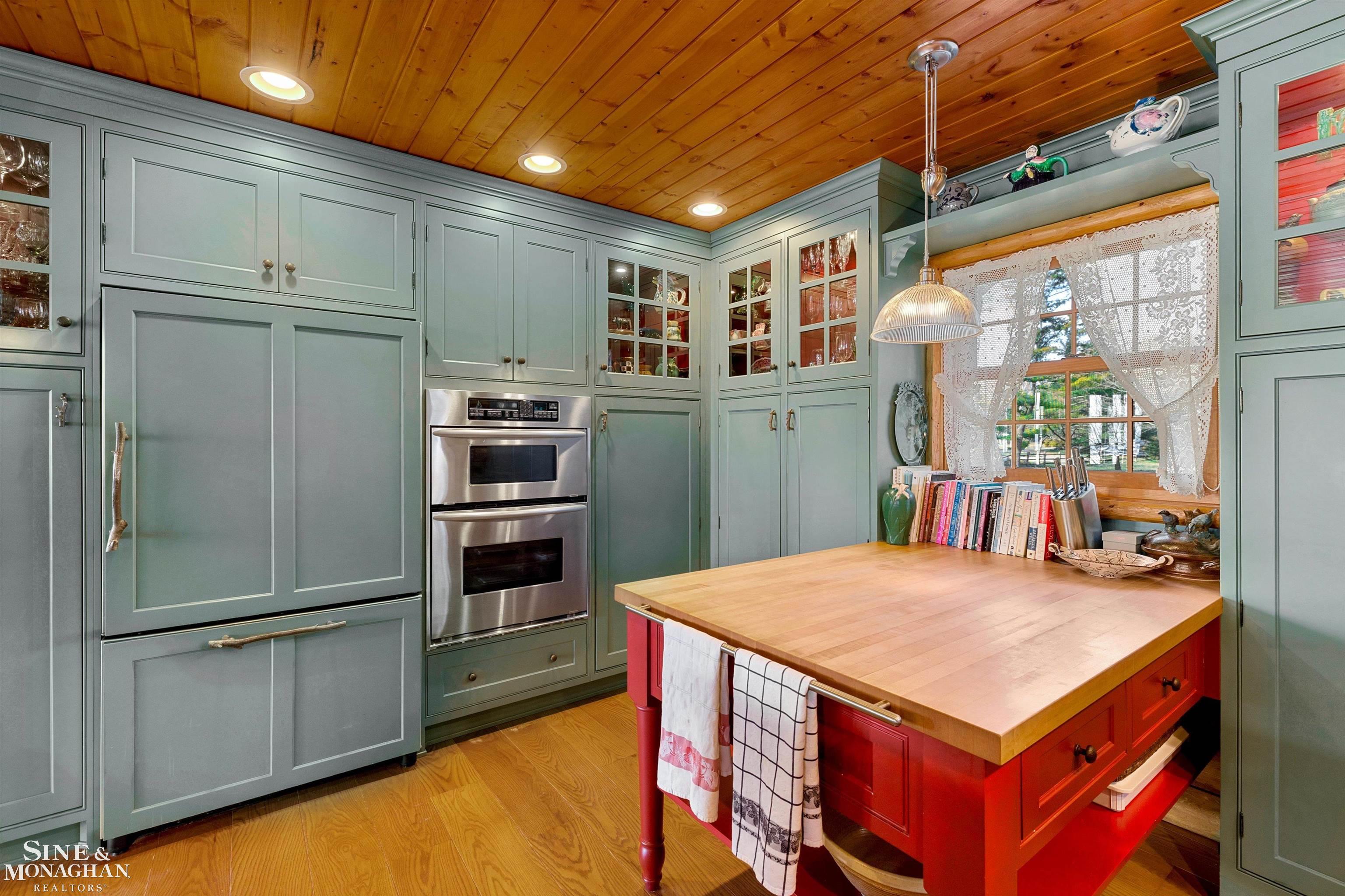 4673 Lakeshore Road Lexington, MI 48450 - Photo 10 of 73