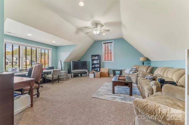 $999,000 | 5836 Bakers Point, Hickory, NC 28602