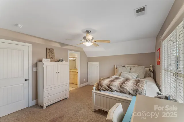 $999,000 | 5836 Bakers Point, Hickory, NC 28602