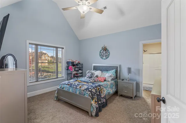 $999,000 | 5836 Bakers Point, Hickory, NC 28602