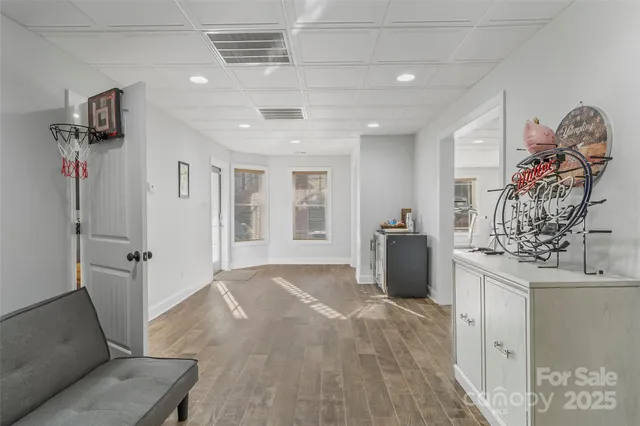 $999,000 | 5836 Bakers Point, Hickory, NC 28602