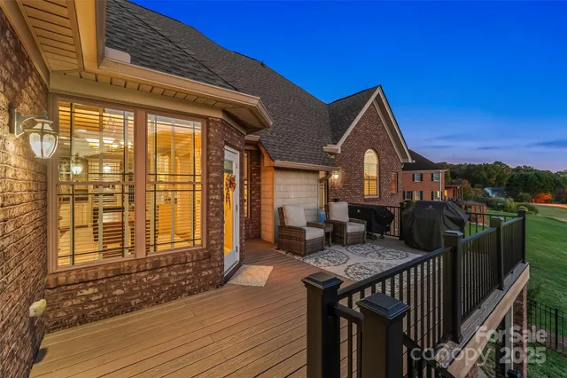 $999,000 | 5836 Bakers Point, Hickory, NC 28602