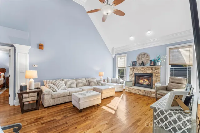 $999,000 | 5836 Bakers Point, Hickory, NC 28602