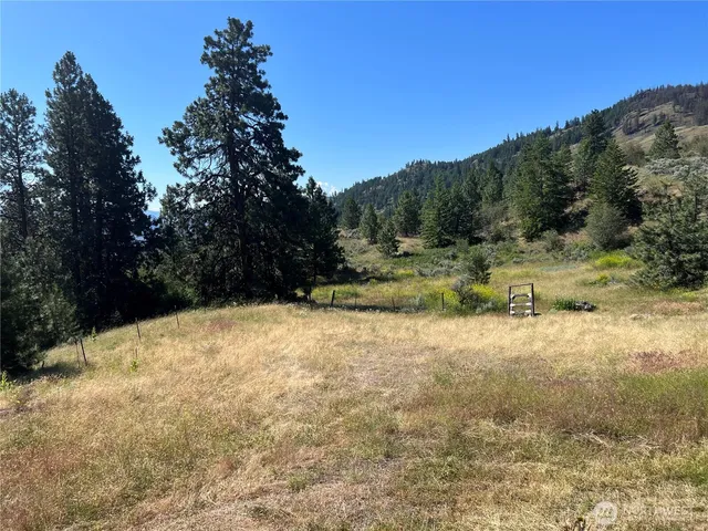 a view of outdoor space