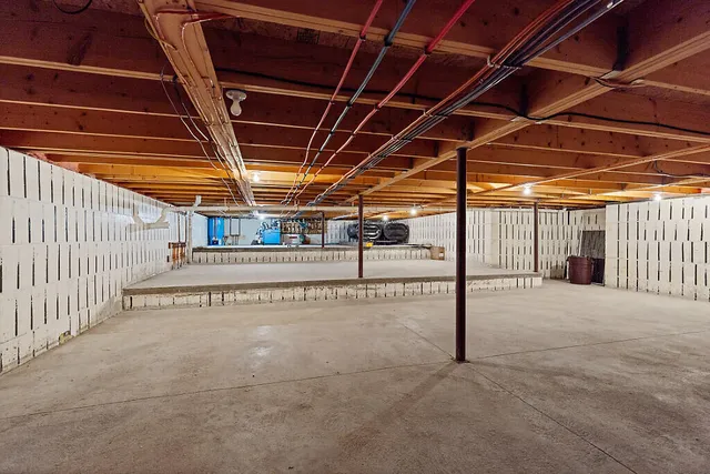 $565,000 | 1 South Ridge Drive, Winslow, ME 04901