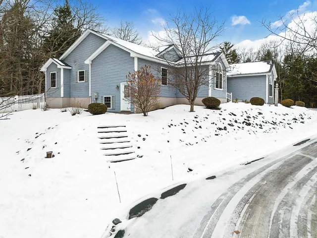 $565,000 | 1 South Ridge Drive, Winslow, ME 04901