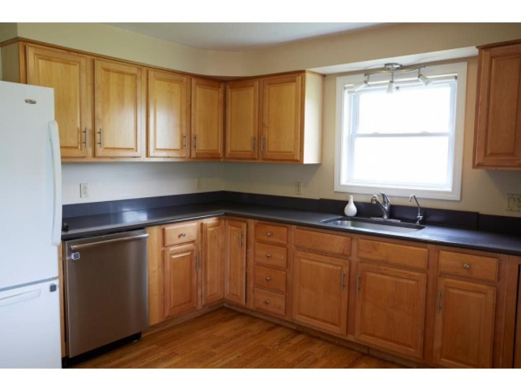 647 Littleton Road Monroe, NH 03771 - Photo 7 of 34