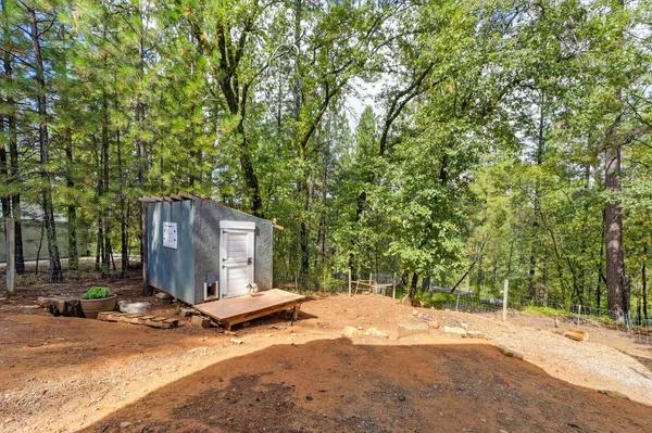 $600,000 | 950 Pine Hill Road, Colfax, CA 95713