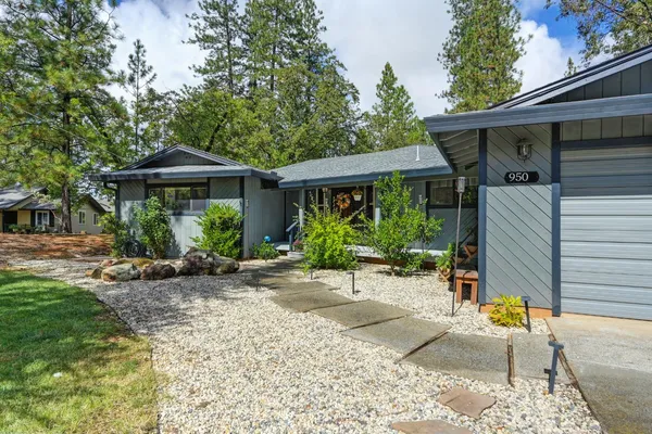 $600,000 | 950 Pine Hill Road, Colfax, CA 95713