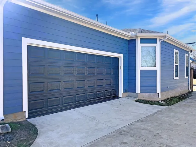 a view of front door of house