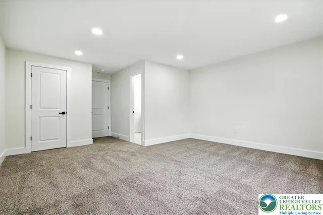 $420,000 | 1941 Leithsville Road, Hellertown, PA 18055