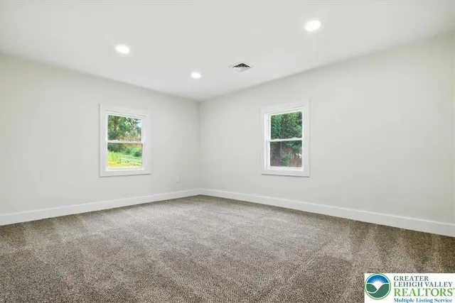 $420,000 | 1941 Leithsville Road, Hellertown, PA 18055