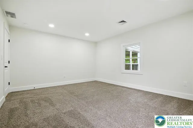 $420,000 | 1941 Leithsville Road, Hellertown, PA 18055