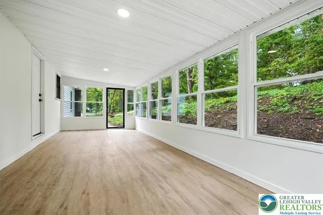 $420,000 | 1941 Leithsville Road, Hellertown, PA 18055