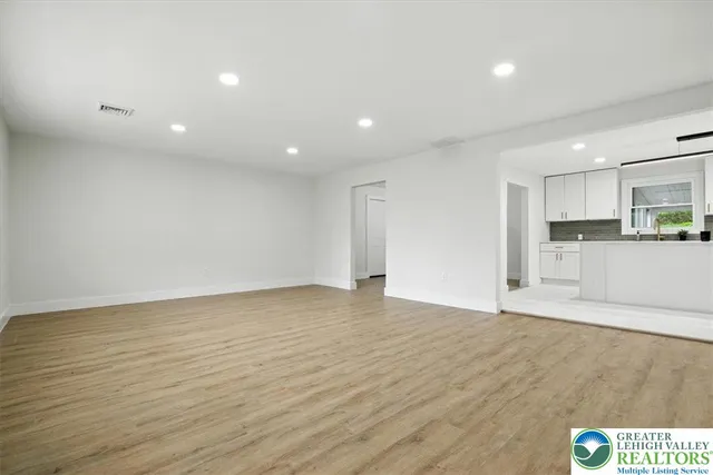 $420,000 | 1941 Leithsville Road, Hellertown, PA 18055