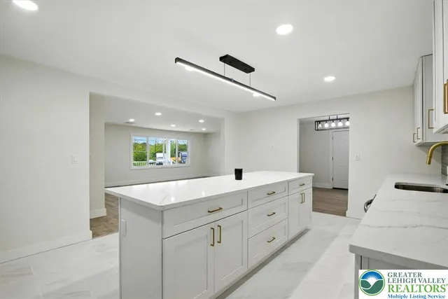 $420,000 | 1941 Leithsville Road, Hellertown, PA 18055