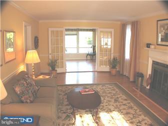 513 Georgian Road Glenside, PA 19038 - Photo 3 of 12 Gallery Image 3