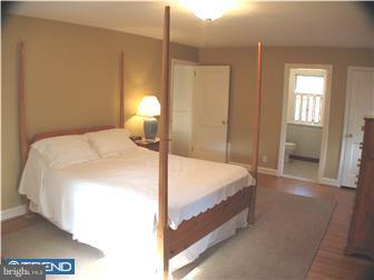 513 Georgian Road Glenside, PA 19038 - Photo 9 of 12 Gallery Image 9