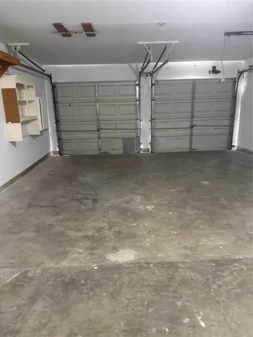 a view of a garage