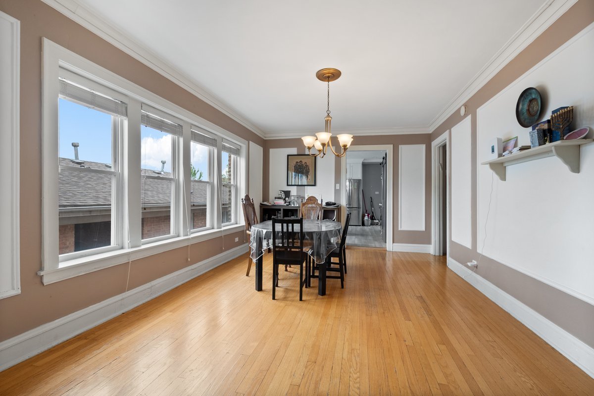 2732 West Greenleaf Avenue, Unit 3 Chicago, IL 60645 - Photo 7 of 15