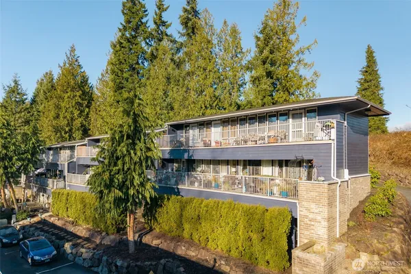 $7,300,000 | 21125 81st Drive Northeast, Arlington, WA 98223