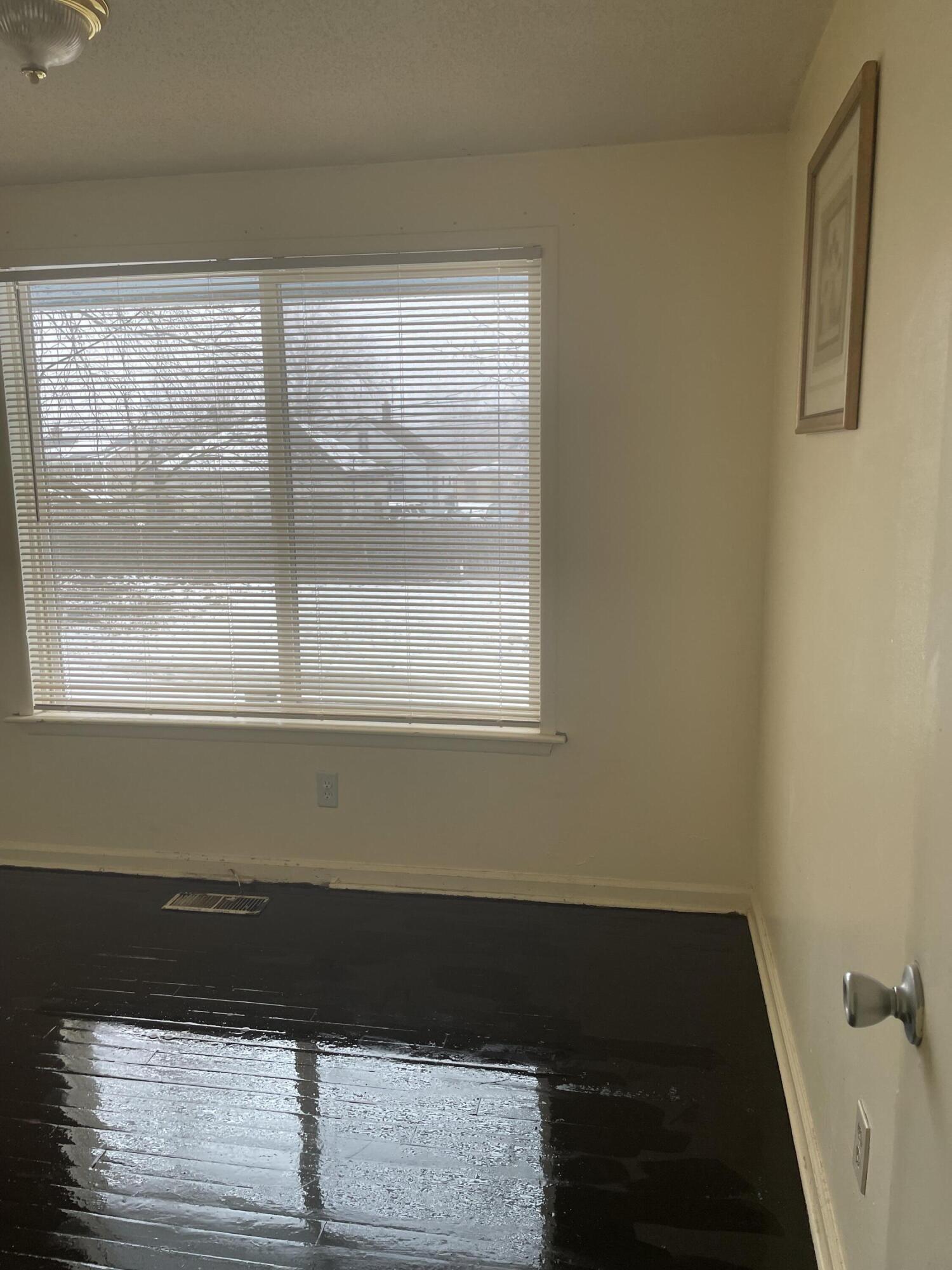 26136 Carlysle Street Inkster, MI 48141 - Photo 12 of 28 IMG_5557