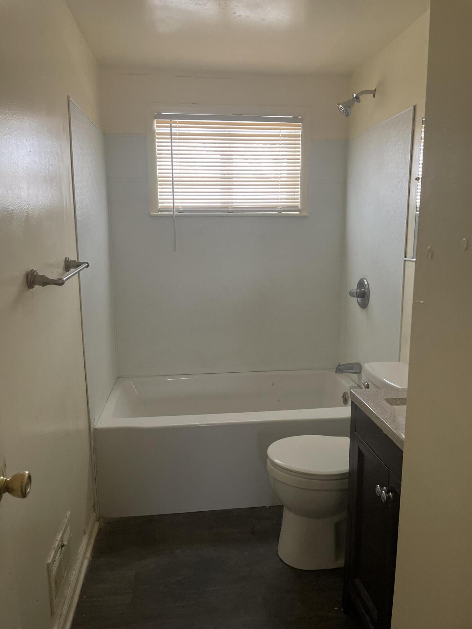 26136 Carlysle Street Inkster, MI 48141 - Photo 15 of 28 IMG_5564