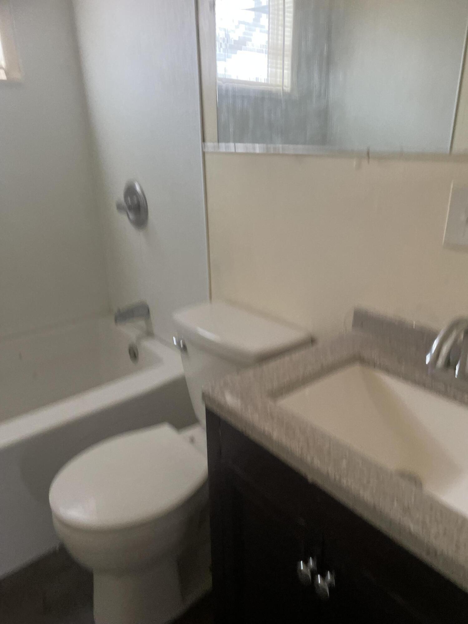 26136 Carlysle Street Inkster, MI 48141 - Photo 16 of 28 IMG_5565