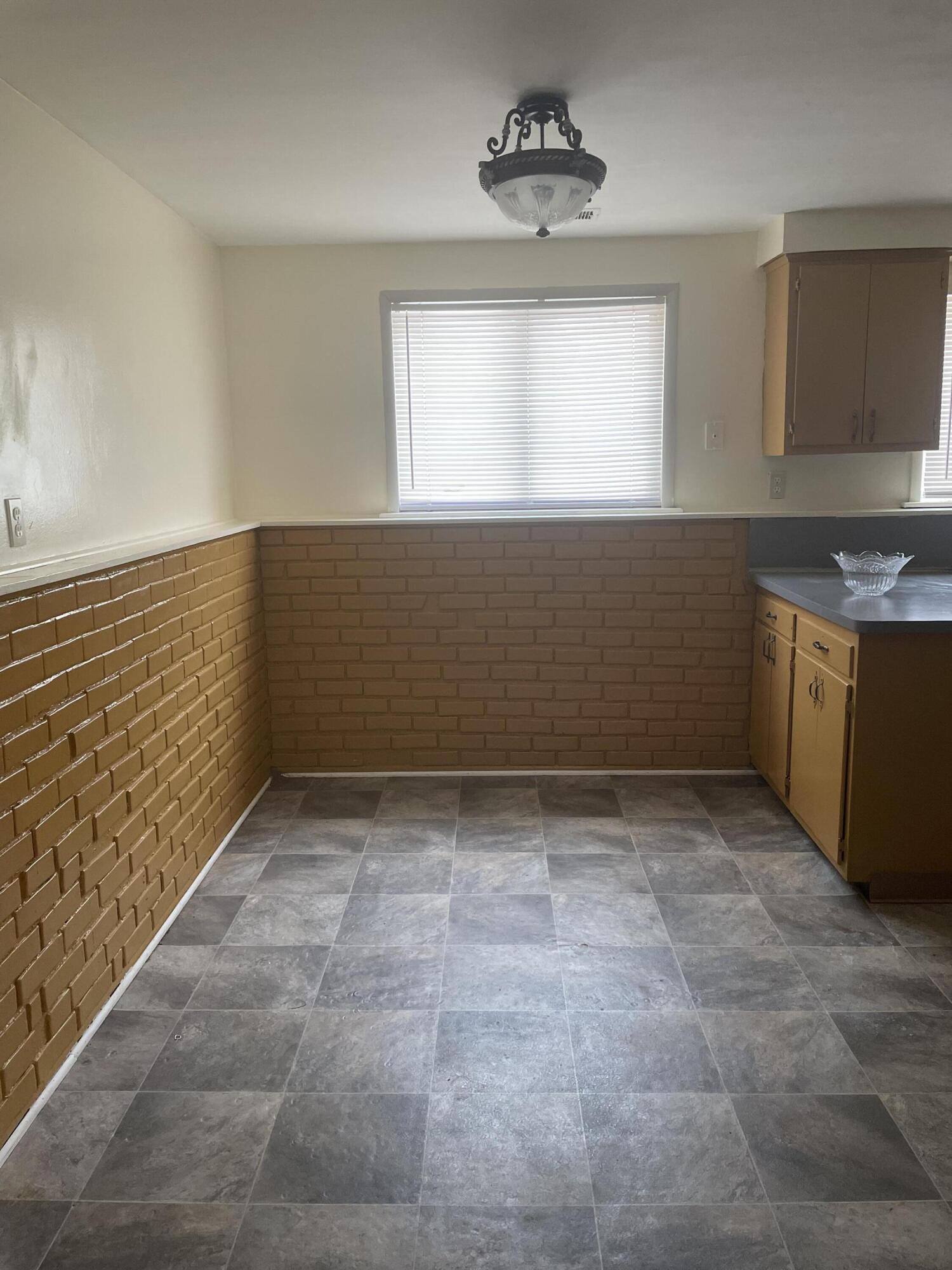 26136 Carlysle Street Inkster, MI 48141 - Photo 22 of 28 IMG_5571