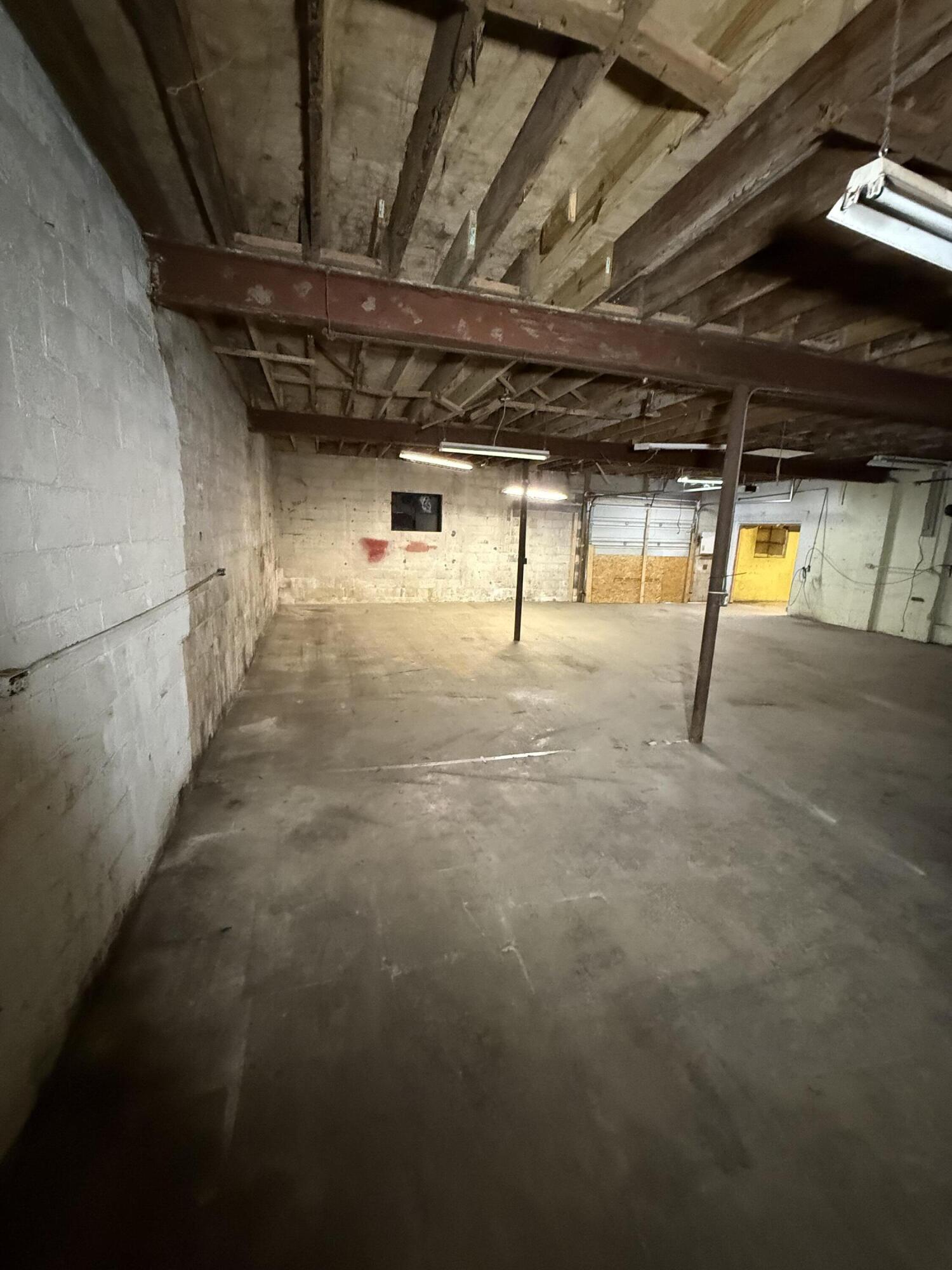 913 9th Street Southeast Roanoke, VA 24013 - Photo 17 of 20 IMG_5280